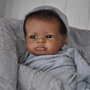 Poupées réalistes Reborn, garçon <span class=keywords><strong>noir</strong></span> de 19 pouces, <span class=keywords><strong>poupée</strong></span> nouveau-né afro-américaine, corps souple et réaliste, cadeau de Noël ou d'anniversaire - Product Image 3