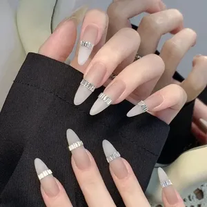 แถบคริสตัลตกแต่งเล็บแบบสะท้อนแสงสีเงิน 50 ชิ้น แถบบางสำหรับตกแต่งเล็บ DIY อุปกรณ์ตกแต่งเล็บ - Product Image 3