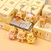 Porte-clés en PVC Ours en peluche crémeux, pendentif de sac à dos en peluche de dessin animé pour étudiant, cadeau en gros, jouet surprise en sachet mystère