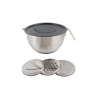 Ensemble de bols à mélanger imbriqués en acier inoxydable, 3 accessoires de râpe et fond antidérapant - Product Image 3