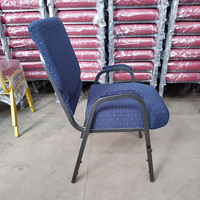 Chaises d'église empilables en métal de luxe confortables avec porte-livres, couleurs OEM, vente chaude en usine