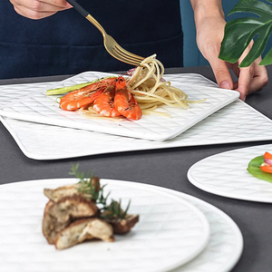 Assiette à gâteau rectangulaire en céramique à motif diamant créatif européen, adaptée aux sushis et à la cuisine occidentale - Product Image 3