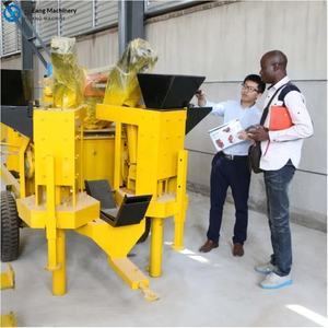 Machine à briques semi-automatique M7mi à chaîne hydraulique, sans cuisson, version export, personnalisable - Product Image 1