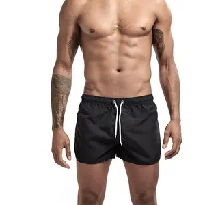 Yeni avrupa ve amerikan yaz fitness pantolonları erkekler için rahat nefes düz renk koşu eğlence spor eğitimi şort