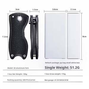 Herramienta de Reparación de Divots de Golf de Aleación de Zinc con Imán de Metal y Logotipo Personalizado al por Mayor, Marcador de Pelota de Golf Personalizado Tipo Navaja, Herramienta de Divot en Blanco - Product Image 4