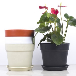 Offre Spéciale Élégante Base En Plastique Blanc Jardin Planteur Pots <span class=keywords><strong>De</strong></span> Fleurs En Plastique Avec couvercle Pour jardin - Product Image 1