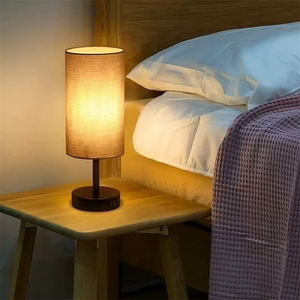 Vendita in fabbrica porte usb touch control in ferro dimmerabile <span class=keywords><strong>paralume</strong></span> in tessuto di base accanto alla lampada da tavolo per camera da letto comodino - Product Image 2