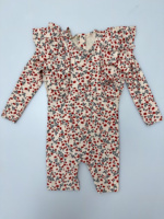 Vente en gros de bikinis européens pour enfants, maillots de bain une pièce d'été pour filles, vêtements de plage, costume de princesse UV à volants imprimé avec chapeau, 2025