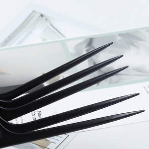 Peine de púas finas - Peine doméstico para peinar, maquillar y trenzar el cabello, peine pequeño con dientes densos, distribución transfronteriza - Product Image 6