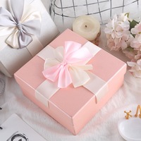 Boîte cadeau de luxe sur mesure en gros pour anniversaires, emballage exquis rouge pour photos, tasses, chemises, vêtements, livres, chaussettes, type de boîte - dossiers