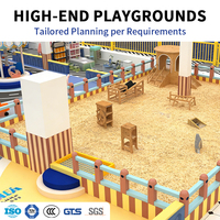 Aire de jeux colorée vintage pour enfants, équipement de jeu souple de qualité supérieure, divertissement interactif en intérieur pour les sites commerciaux à fort trafic