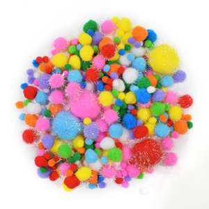 Pompons en Gros de Couleurs Assorties 3cm Artisanat Paillettes Pompon - Product Image 4