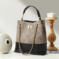 Sac bandoulière tendance en cuir véritable pour femme, style patchwork populaire, avec deux sangles et doublure en polyester, toutes saisons