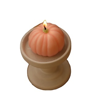 Bougie en forme de citrouille Bougie d'Halloween avec étiquette personnalisée pour la décoration des vacances - Product Image 6