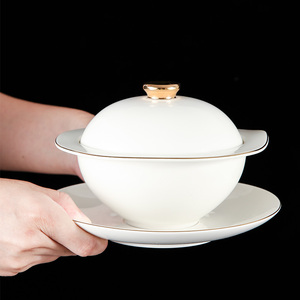 Set di piatti creativi in porcellana per zuppiera con coperchio ciotole in ceramica per ristorante dell'hotel con design in oro per banchetti e banchetti - Product Image 1