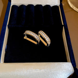 Orecchini a Cerchio Nalba Cn Reouta Placcati in Oro 18K con Cristalli e Strass, Stile Classico Unisex, Gioielli alla Moda - Product Image 4