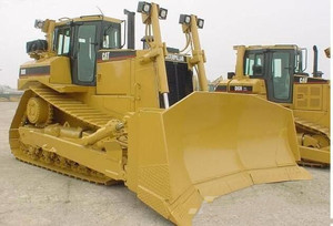 Bulldozer D8R d'occasion (type chenillé) – 23 500 kg de poids, moment de charge élevé - Product Image 4