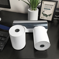 Rouleau de papier thermique imperméable à une couche avec logo personnalisable, autocollant adhésif pour imprimante de machine POS, caisse enregistreuse, cosmétique, 57x50mm