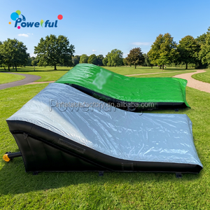 Tapis d'atterrissage gonflable pour <span class=keywords><strong>skatepark</strong></span> extérieur, snowboard, ski, BMX, airbag de saut, PVC léger 0,9 mm, noir + gris - Product Image 1