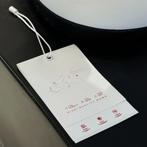 Custom Eco-Friendly Clothing Hangtags Brand Logo Girls' Garment Tags Shoe Paper Label Rope Hangtag Strip Manufactured Hangtag