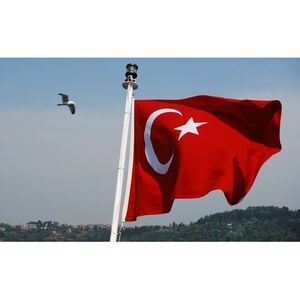Bandera Nacional de Turquía 300x200cm Roja con Creciente y Estrella Blancas para Uso en Interiores y Exteriores - Product Image 5