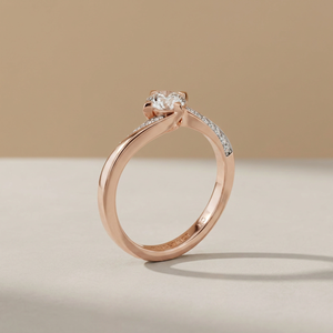 Anillo de compromiso clásico para mujer con diamante solitario de 0.8 CT, corte brillante redondo, cultivado en laboratorio, con piedras laterales, oro rosa de 14K, certificado IGI. - Product Image 2