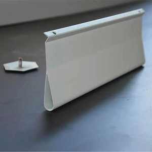 Pièce suspendue personnalisée en forme de placage d'aluminium - Product Image 5