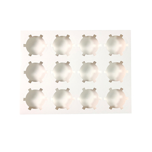 Bán Buôn 12 Gói <span class=keywords><strong>Cupcake</strong></span> Hộp Trắng Tông Pastry Ngọt Muffin Cup Bánh Hộp Tráng Miệng Bao Bì Với Cửa Sổ - Product Image 4