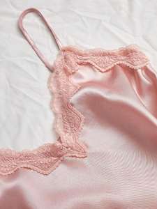 Set Pigiama Elegante da Donna in Raso a 4 Pezzi con Bordi in Pizzo, Colletto Senza Spalline, Asciugatura Rapida, Traspirante e Morbido per l'<span class=keywords><strong>Estate</strong></span> - Product Image 3