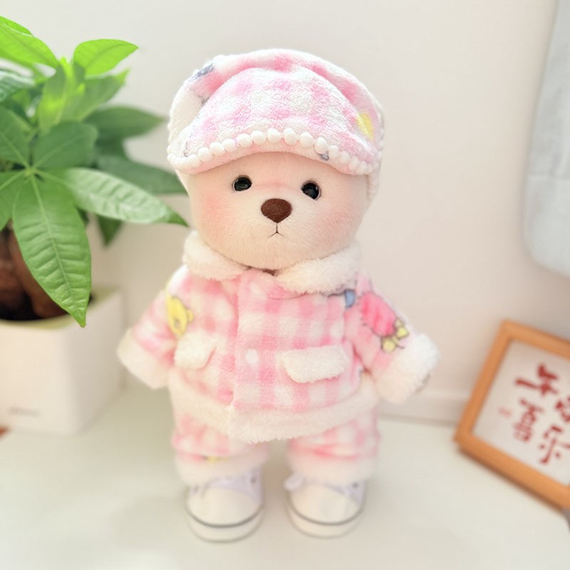 Plush pink wooden three-piece white canvas shoes
