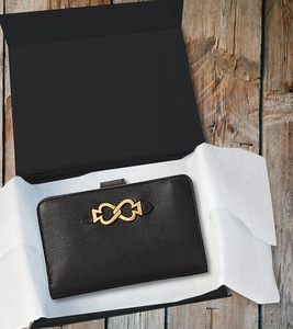 Custom Popular Key Ring <b>Gift</b> Packaging <b>Box</b> Foam Insert <b>Box</b> <b>Box</b> Lining Insert with Velvet - Product Image 2