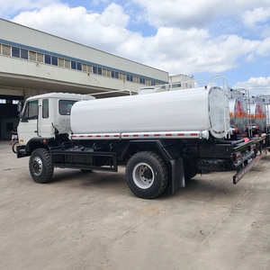 Camión Cisterna de Agua Nuevo, Dongfeng 12000L, Volante a la Izquierda/Derecha, para Transporte de Agua, Control de Polvo y Servicios Municipales - Product Image 3