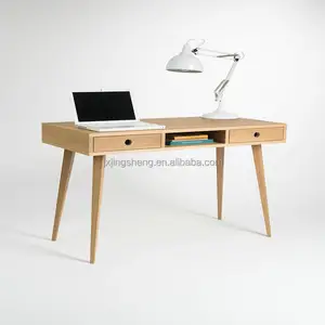 Elegante scrivania per computer in legno con mobili scandinavi, scrivania, tavolo da studio