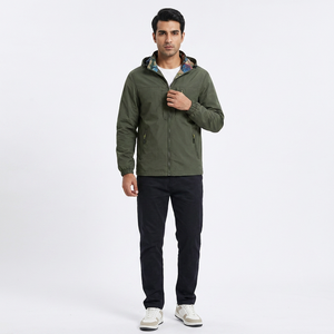 Chaqueta Cortavientos Impermeable Personalizada al Por Mayor, Precio 2026, Mejor Calidad, Ligera, Unisex, con Cuello Alto - Product Image 1