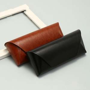 Étui à lunettes rigide rétro en cuir PU noir et marron, anti-compression, avec logo personnalisé, vente en gros - Product Image 1