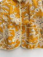 Veste indienne faite à la main en coton matelassé bohème manteau vêtements d'extérieur élégants en coton imprimé floral pour femmes