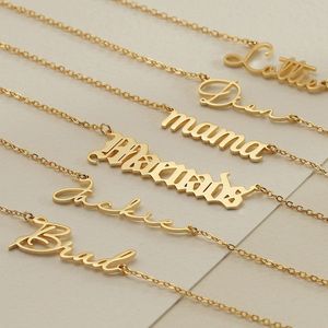 Collana con Ciondolo Personalizzato in Acciaio Inossidabile 304 316L Placcato Oro 18k, Lettere Iniziali A-Z per Coppie - Product Image 1