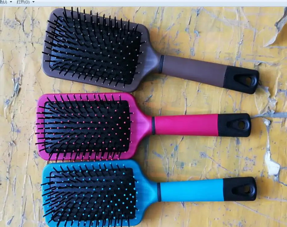 Alibaba professional plastic hairbrush supplier wholesales plastic detangling massage hair brushes goods from China