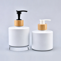 Bouteille en plastique PE cylindrique personnalisée de 300 ml avec pompe pour masque facial, nettoyant visage, crème solaire, lotion, tonique, essence