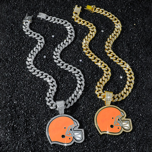 Collier Hip Hop Cleve Browns Team en alliage, chaîne cubaine avec diamants - Product Image 1