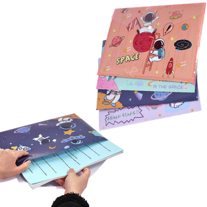 Porte-documents et classeurs en plastique de haute qualité, pochettes horizontales A4 en PP avec bouton-pression et motif astronaute cosmique - Product Image 1