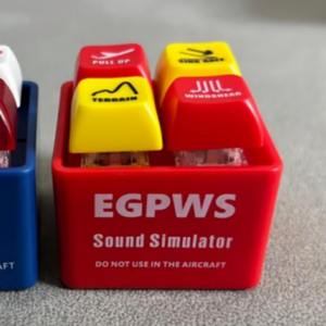 737 Aural Simulator peringatan gantungan kunci Egpws suara Jetting untuk <span class=keywords><strong>Pilot</strong></span> dan Crew peringatan mainan gantungan kunci Anime - Product Image 5