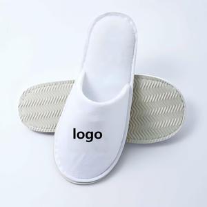 Chaussons en velours avec logo, articles de toilette <span class=keywords><strong>éco</strong></span>logiques pour hôtel, articles de toilette blancs, caractéristiques douces pour les clients - Product Image 6