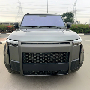 Voiture électrique 2025 R OX 01 à quatre roues avec une autonomie de 601-700 km et une puissance de 300 kW - Product Image 1