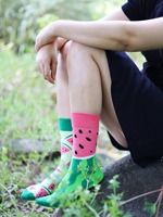 Kaus kaki unik pria dan wanita kaus kaki unik kaus kaki pola buah semangka yang mempesona gambar cetak kreatif