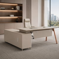 Bureau de direction en forme de L de luxe nordique avec armoire latérale et pieds en bois, table de PDG/directeur pour bureau d'entreprise