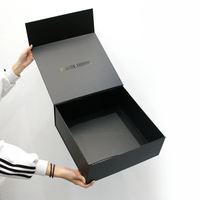 Boîte d'emballage en carton rigide pliable de luxe avec logo personnalisé, boîte à fermeture magnétique noire, boîte cadeau magnétique