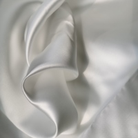 Tissu satin Mikado doux, fin et agréable pour la peau, à prix abordable, idéal pour les robes de mariée