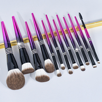 Daily Queen & Mor-phe 16 pièces Pinceaux de maquillage Nano à manche dégradé noir et rouge, sensation luxueuse, avec logo personnalisé