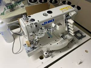 Nouvelle machine à coudre industrielle à point de surjet à trois aiguilles et cinq fils JUKI1 MF-7923 - Product Image 3